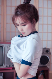 丰年经的继拇9M丰年经的介绍